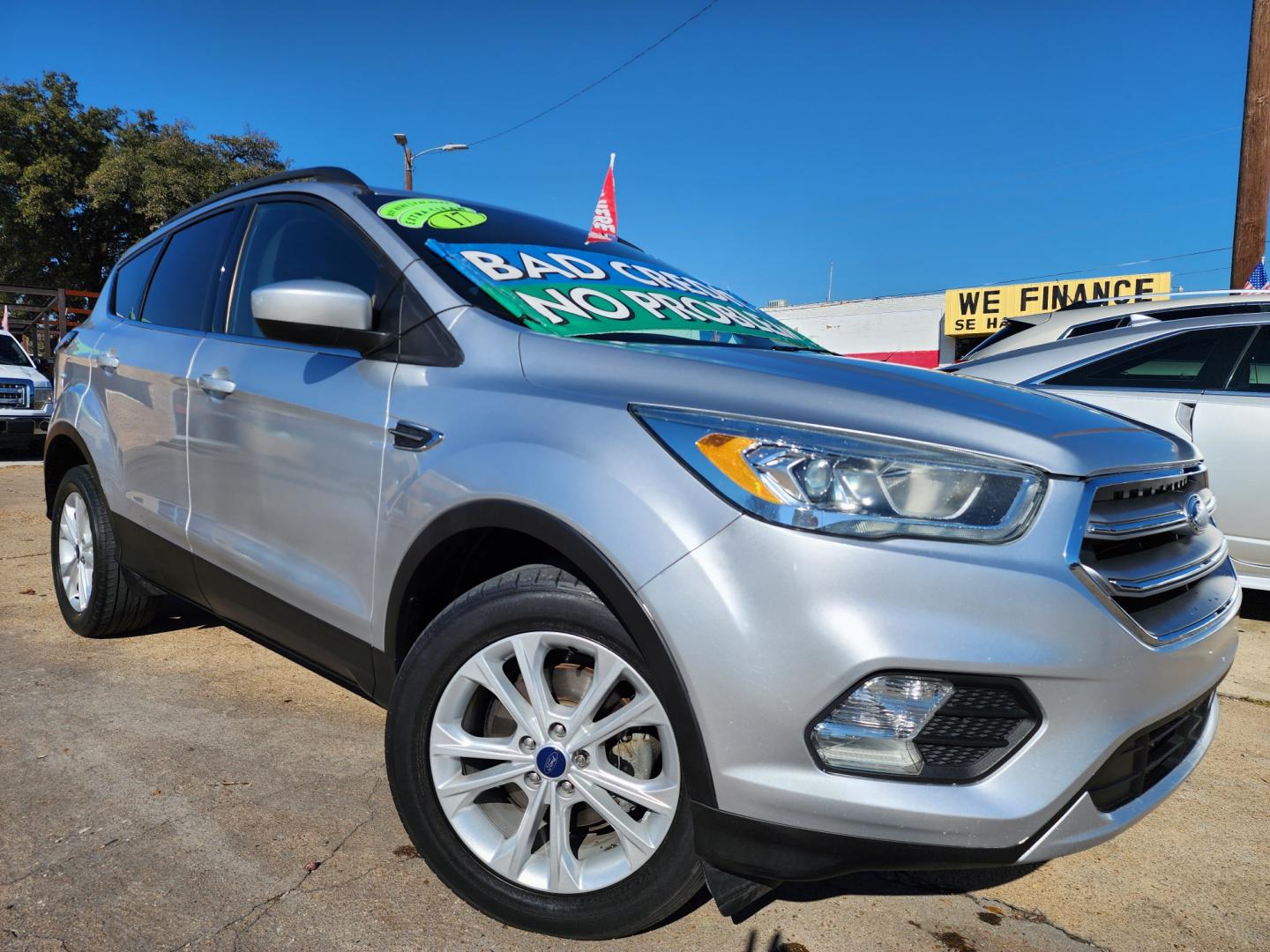 2017 SILVER Ford Escape SE (1FMCU0GD3HU) with an 1.5L L4 DOHC 16V engine, 6A transmission, located at 2660 S.Garland Avenue, Garland, TX, 75041, (469) 298-3118, 32.885551, -96.655602 - Welcome to DallasAutos4Less, one of the Premier BUY HERE PAY HERE Dealers in the North Dallas Area. We specialize in financing to people with NO CREDIT or BAD CREDIT. We need proof of income, proof of residence, and a ID. Come buy your new car from us today!! This is a Super Clean 2017 FORD ESCAP - Photo#0